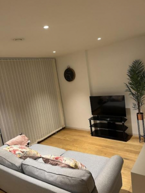 Beautiful 2 bed Flat in Finchley Road, Camden